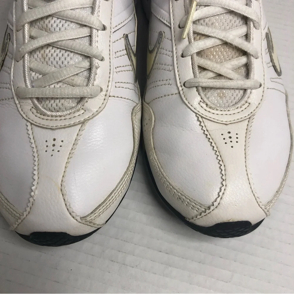 Nike Sneakers Womens 8.5 Air Exceed White Running Shoes Lace Up Low Top